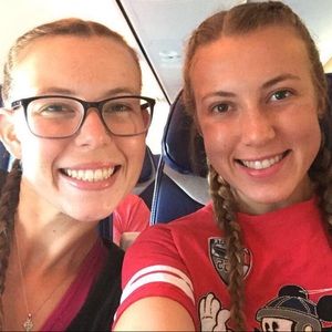 Meet your Posher, Mackie